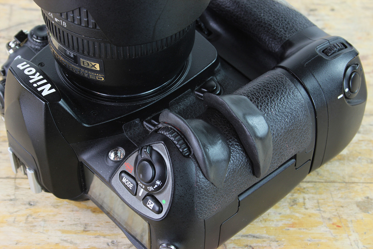Create a custom camera grip with Sugru | Step 6